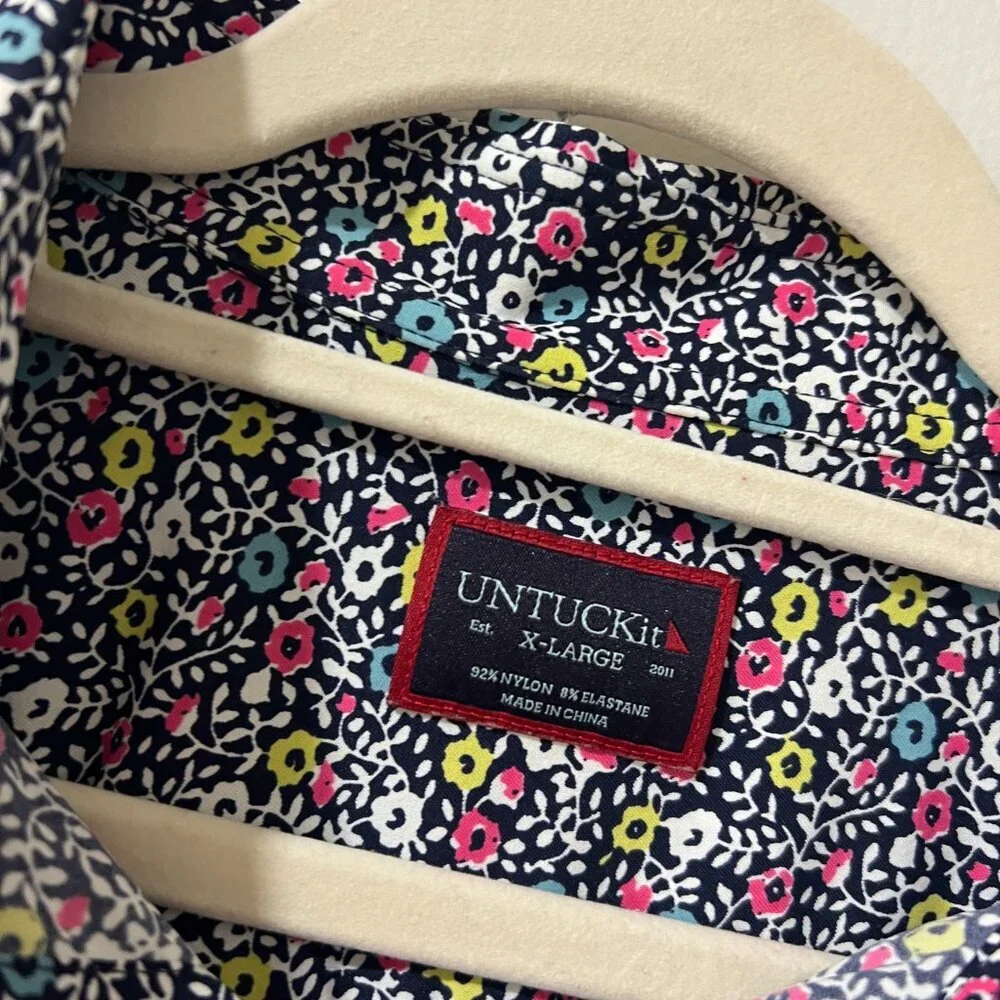 🌿 UNTUCKit Garganega Men's Navy Floral Short Sleeve Button-Up Shirt - XL